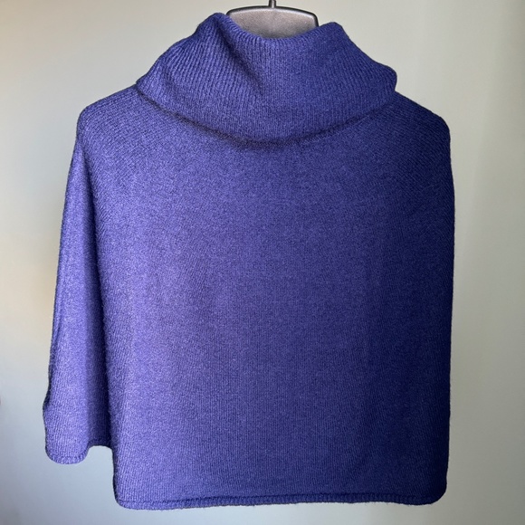 Navy Poncho Soft Sweater w/Turtleneck EUC - Picture 5 of 17